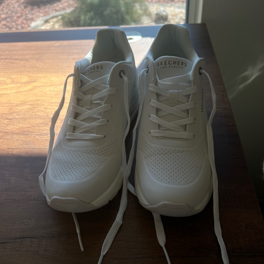 Skechers “Los Angeles” -sz 7.5 - Picture 2 of 6